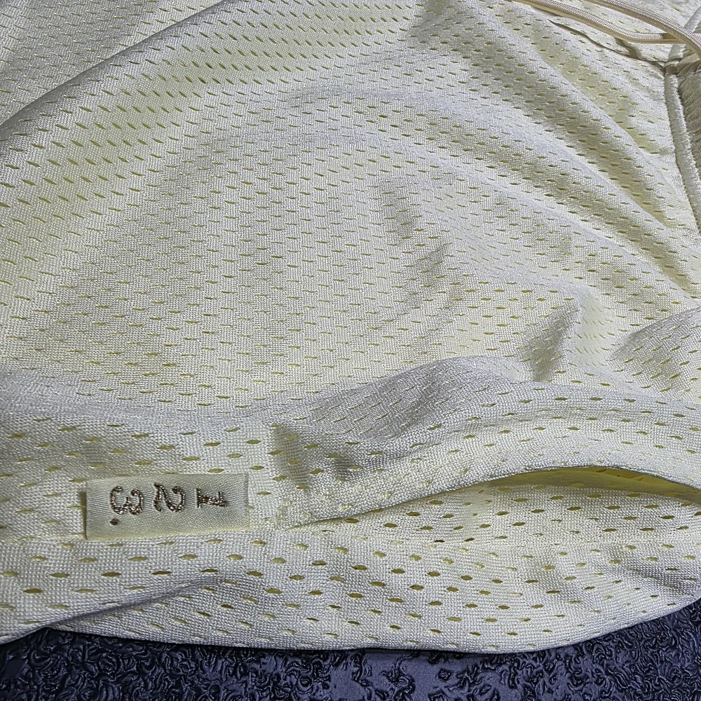 NWT Advisory Board Crystals Abc 123 Mesh Shorts Sulfur Sz M